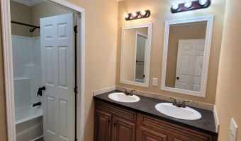 1927 N Twelfth St, Augusta, AR 72006