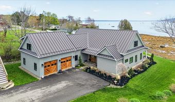 16 Blacks Lndg, Belfast, ME 04915