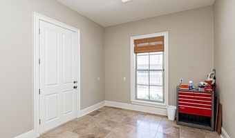 17744 Pecan Shadows Dr, Baton Rouge, LA 70810