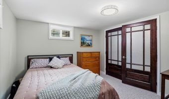 212 W 4TH Ave, Cheyenne, WY 82001