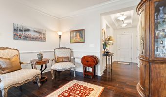 44589 YORK CREST Ter 300, Ashburn, VA 20147
