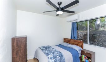 1614 Paukiki St, Kailua, HI 96734