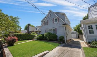 28 Sylvan Ave, Bergenfield, NJ 07621
