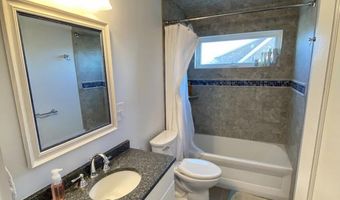 74 Goetze St, Bay Head, NJ 08742