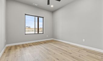 19225 Double Tree Cir, Belle Fourche, SD 57717