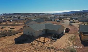 1015 E Canyon Dr, Big Water, UT 84741