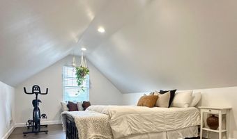114 W Main St, Anna, OH 45302
