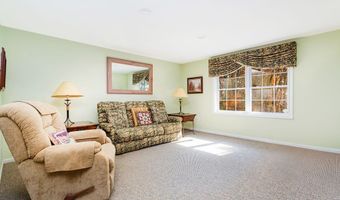 2106 Pinnacle Way 2106, Danbury, CT 06811