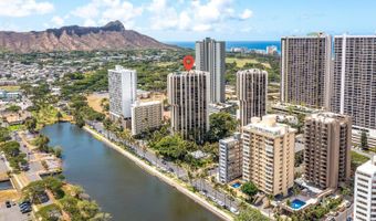 300 Wai Nani Way II2411, Honolulu, HI 96815