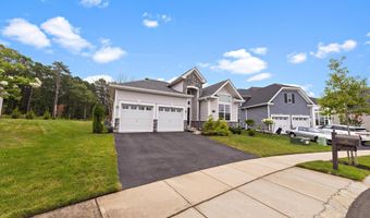 21 Aurora Cir, Barnegat, NJ 08005