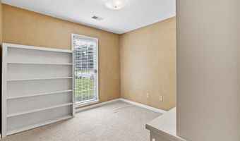 102 Cheekwood Ct, Greenwood, SC 29646