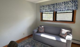8 Wood Dr, Atkinson, NH 03811