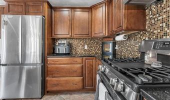 62 Canonchet Trl, Cranston, RI 02921