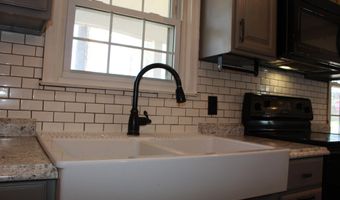 324 S Main St, Ansonia, OH 45303