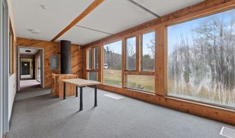 371 W Farm Rd, Bethlehem, NH 03574