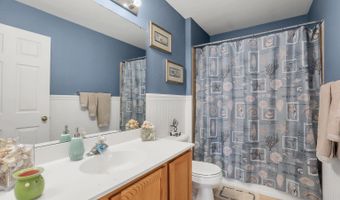 25 Cannonball Dr, Barnegat, NJ 08005