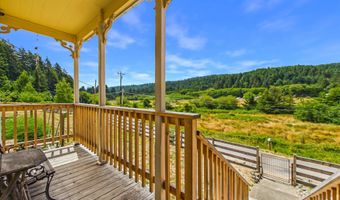 10730 W End Rd, Arcata, CA 95521