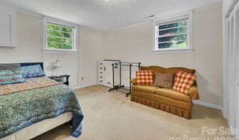 28 Glenview Rd, Asheville, NC 28804