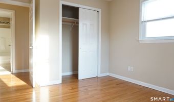28-30 Sampson St 4, Bridgeport, CT 06606