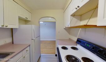 31 Parkwood St Apt 3, Albany, NY 12208