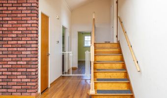 425 S Clarendon Ave, Addison, IL 60101