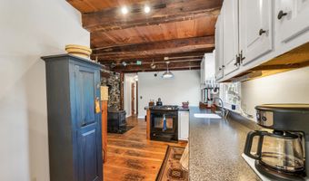 88 Harriman Hill Rd, Raymond, NH 03077
