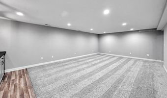 5218 NW 8th St, Ankeny, IA 50023