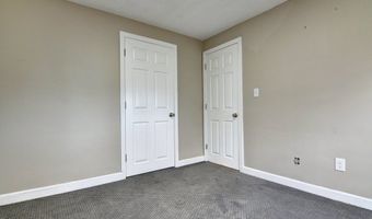 30 Trull St 2, Boston, MA 02125