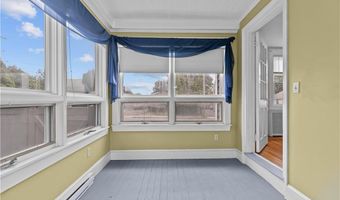53 Admiral Kalbfus Rd, Newport, RI 02840