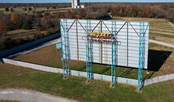 1601 E Church St, Aurora, MO 65605