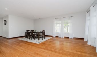 14897 Drayton Dr, Noblesville, IN 46062
