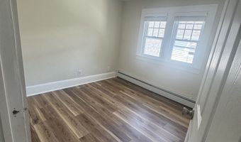 744 Park St 3Rd Fl, Bridgeport, CT 06608