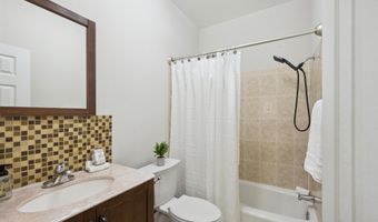 6442 HOLYOKE Dr, Annandale, VA 22003