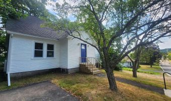 14 Highland Ave, Augusta, ME 04330
