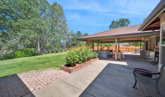 6710 Whispering Canyon Dr, Anderson, CA 96007