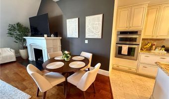 1000 Chapel View Blvd 311, Cranston, RI 02920