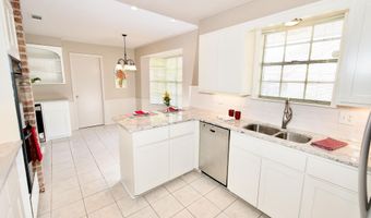 9023 Whitehall Ave, Baton Rouge, LA 70806