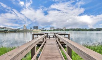 320 LAKEVIEW St 220, Orlando, FL 32804