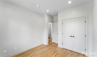 34 Fern St, Asheville, NC 28803