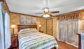 3596 Glenwood Dr, Austinburg, OH 44010
