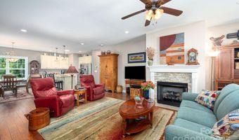 12 Asher Ln, Arden, NC 28704