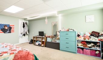 304 Rolling Hills Dr, Elko, NV 89801