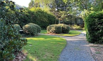 1148 Riverbend Club Dr SE, Atlanta, GA 30339