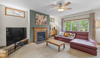 5713 Rosslare Ln, Fitchburg, WI 53711