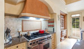 7206 Aviara Dr, Carlsbad, CA 92011