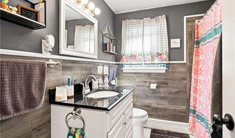 121 COLUMBIA Ave, Coventry, RI 02816