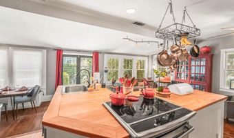 113 Meridian Rd, Beaufort, SC 29907