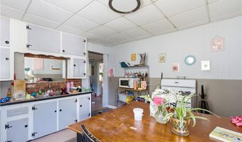 14 Garfield Ave, East Providence, RI 02916