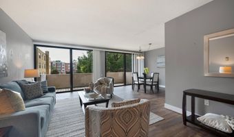 4141 N HENDERSON Rd 107, Arlington, VA 22203