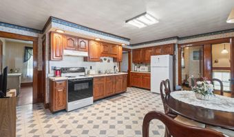 31 Monroe St, Augusta, ME 04330